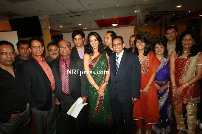 Mallika-Sherawat 073